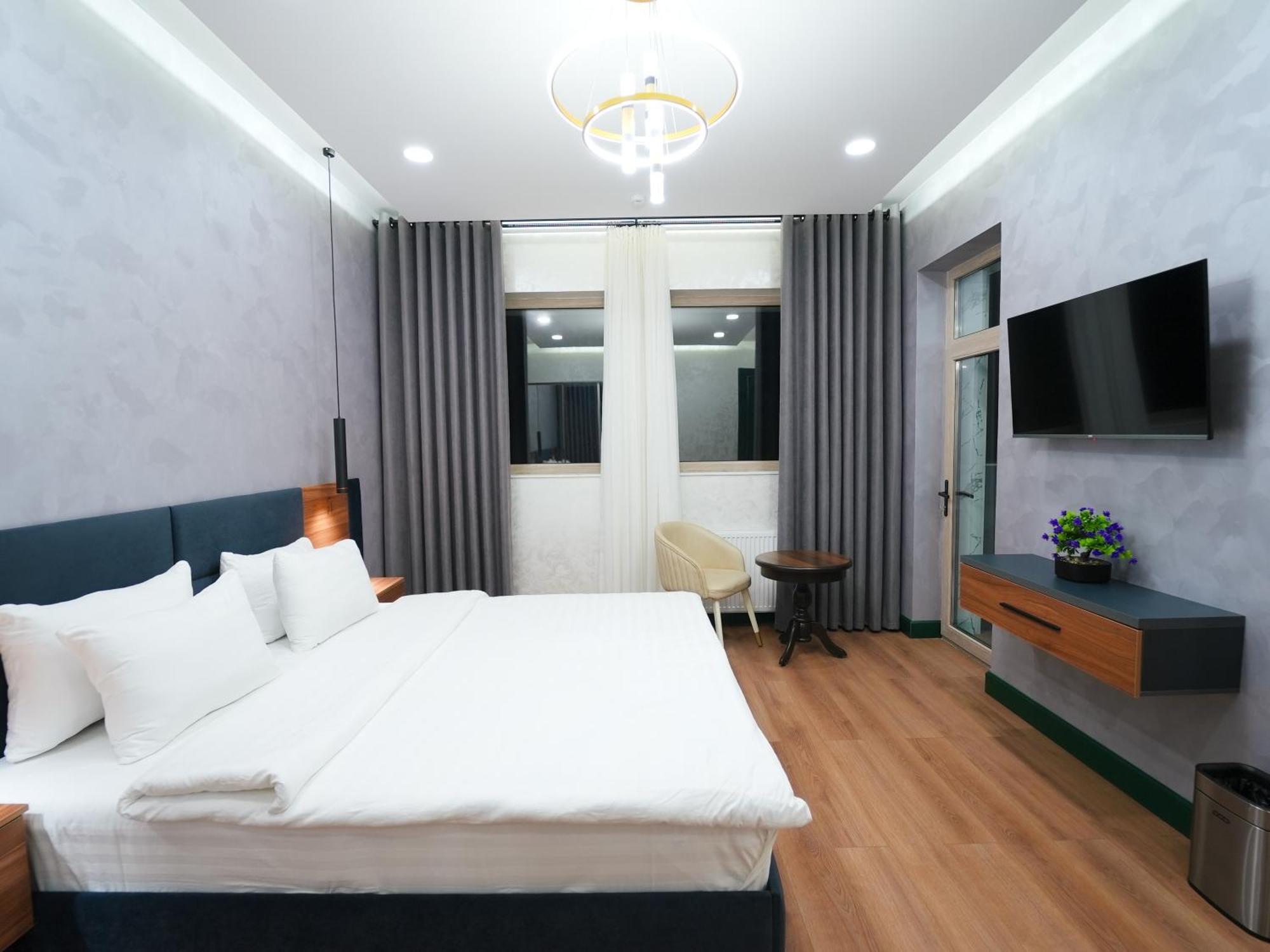 Avant Hotel Tashkent Pool&Spa Luaran gambar